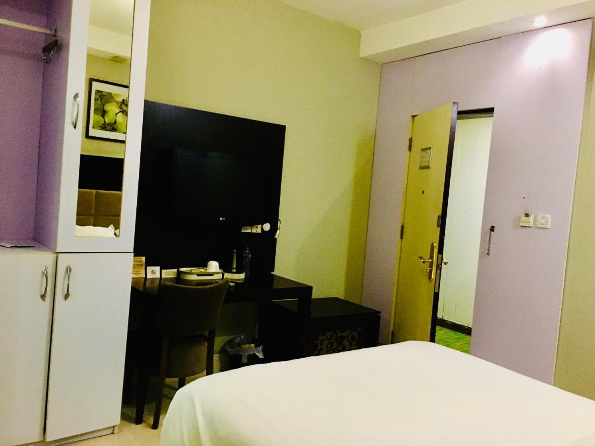 BW Starfire Hotel Ikeja Extérieur photo