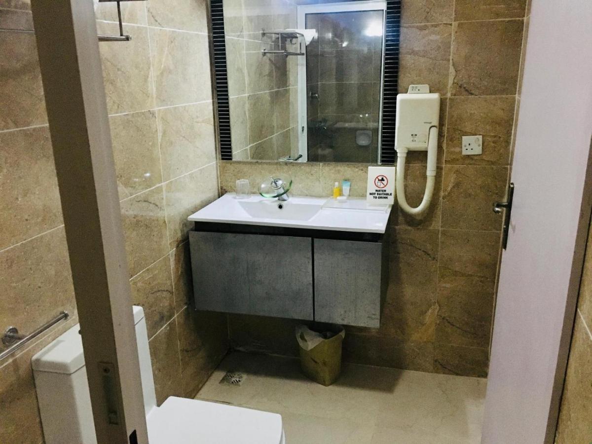 BW Starfire Hotel Ikeja Extérieur photo