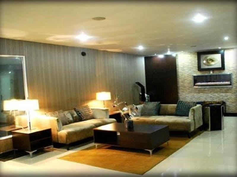 BW Starfire Hotel Ikeja Extérieur photo
