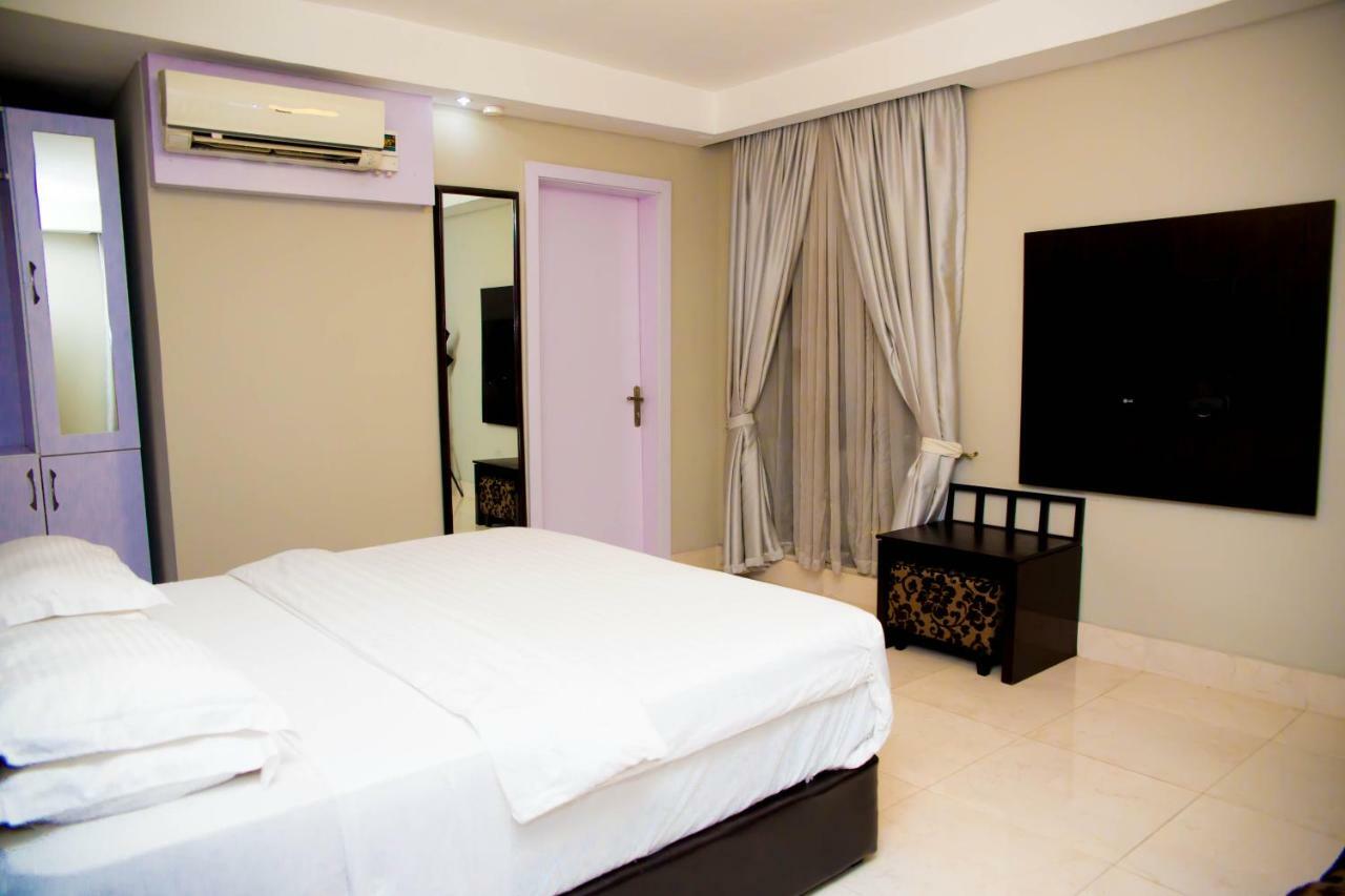 BW Starfire Hotel Ikeja Extérieur photo