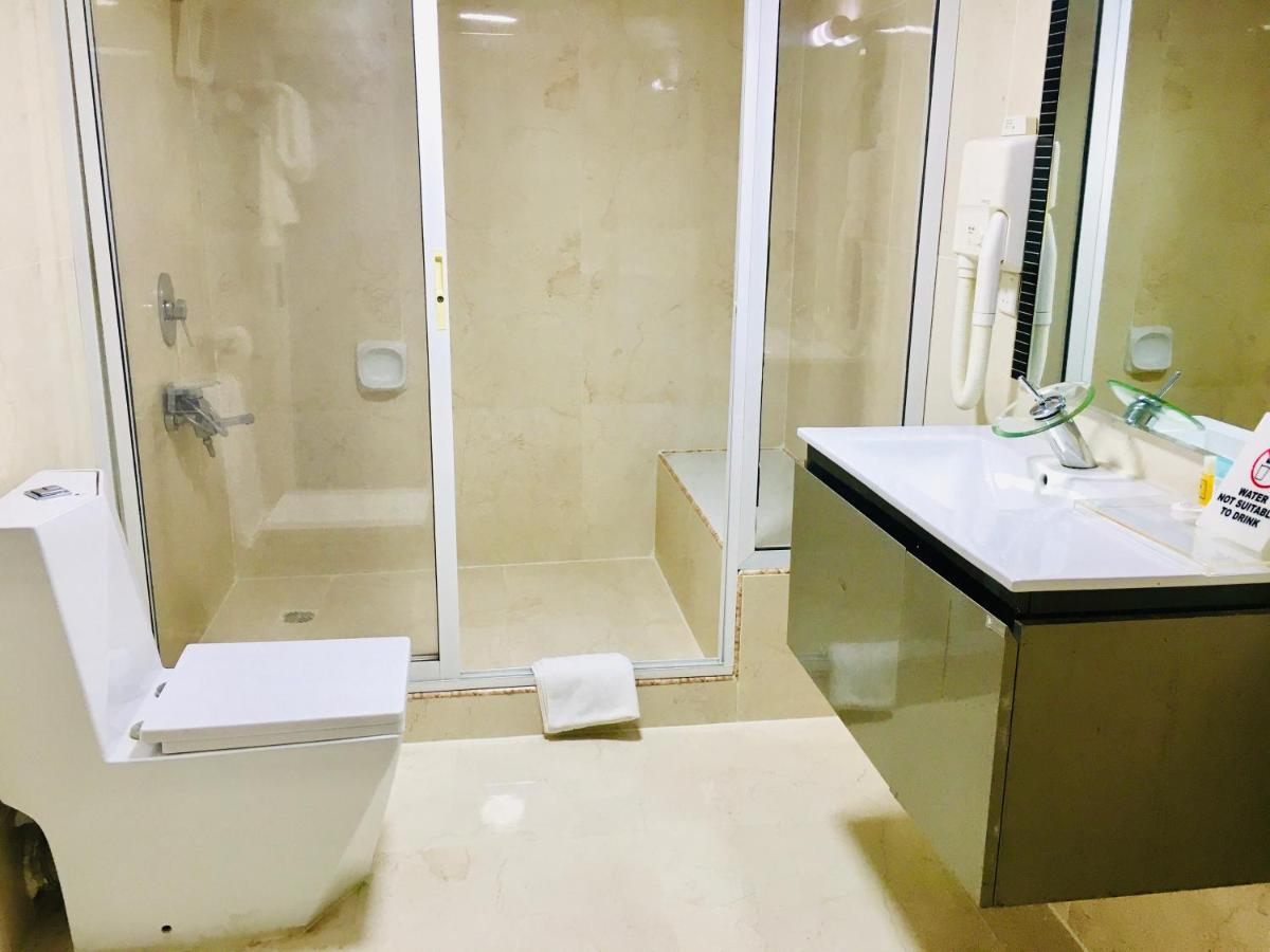 BW Starfire Hotel Ikeja Extérieur photo